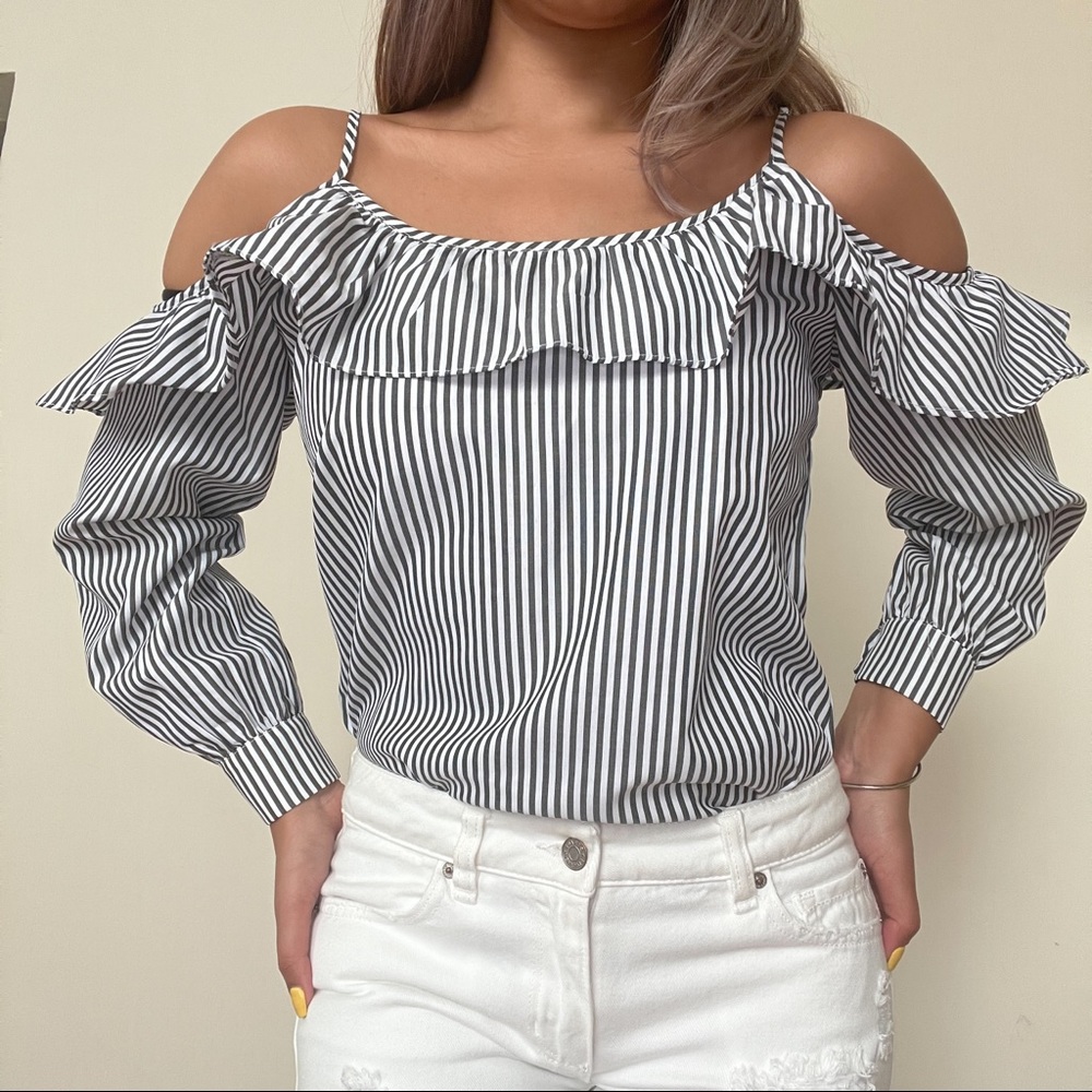 Stripped cold shoulder top with ruffles